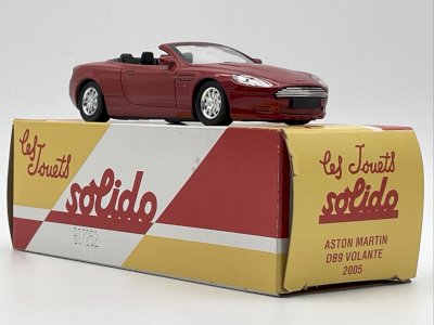  Aston Martin DB9 Volante (2005) 1/43 Solido