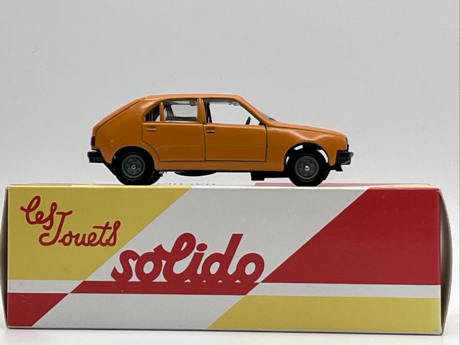  Renault 14 (1976) 1/43 Solido