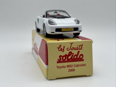  Toyota MR2 Convertible (2000) 1/43 Solido