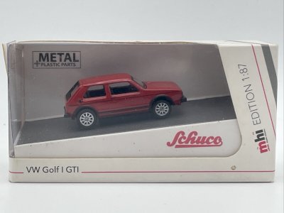 Volskwagen Golf GTI 1/87 Schuco