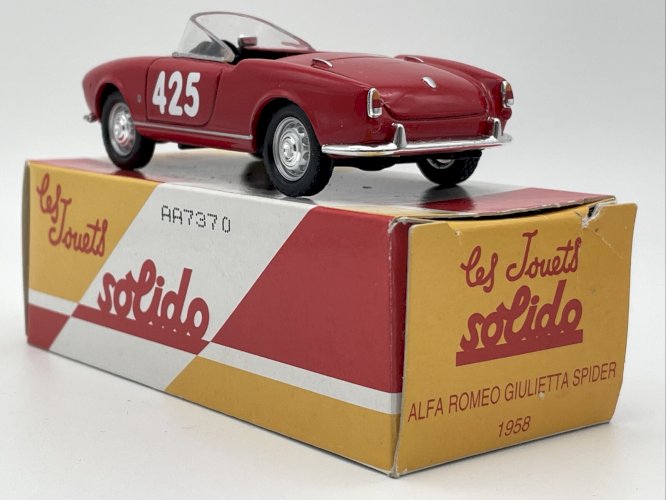  Alfa Roméo Giulietta Spider (1958) 1/43 Solido