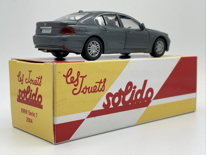  BMW Serie 7 (2004) 1/43 Solido