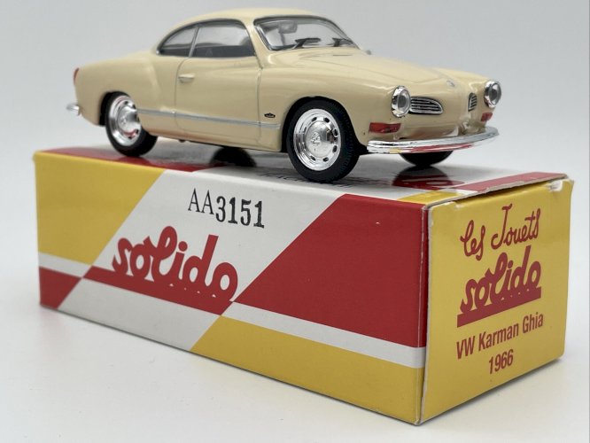  Volkswagen Karman Ghia (1966) 1/43 Solido