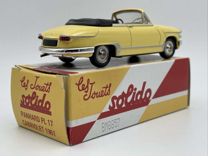  Panhard PL 17 Cabriolet (1961) 1/43 Solido