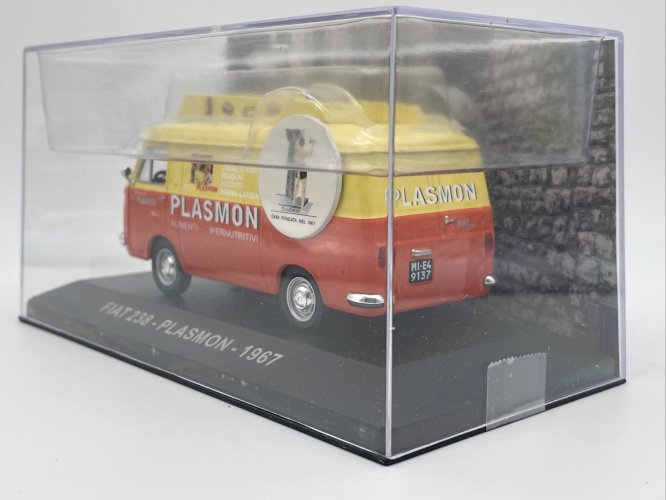  Fiat 238 Plasmon (1967) 1/43 Altaya