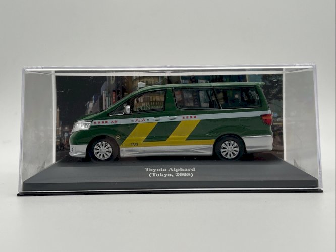  Toyota Alphard Taxi (2005) 1/43