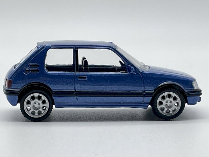 Peugeot 205 GTI 1/54 Norev