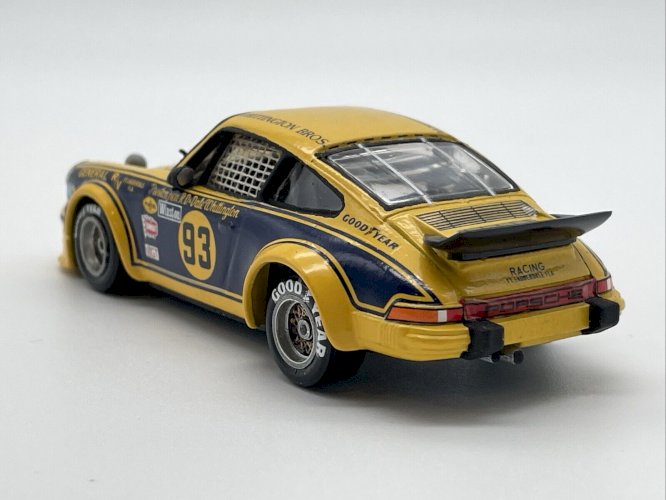 Porsche 934 Whittington 1/43 Solido