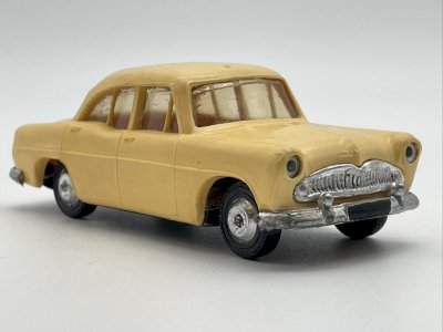  Simca Ariane 1/43 Norev