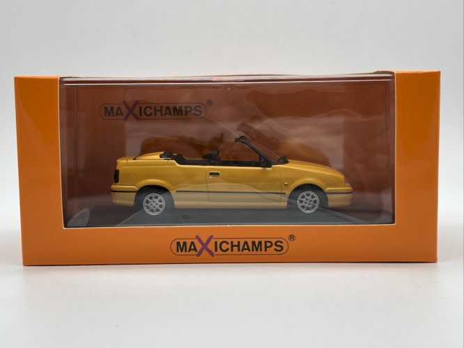 Renault 19 1/43 Maxichamps