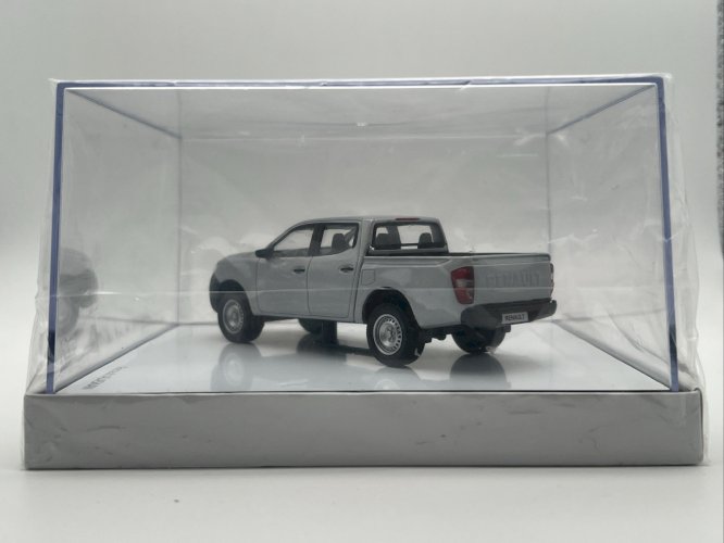 Renault Alaskan (2017) 1/43 Norev