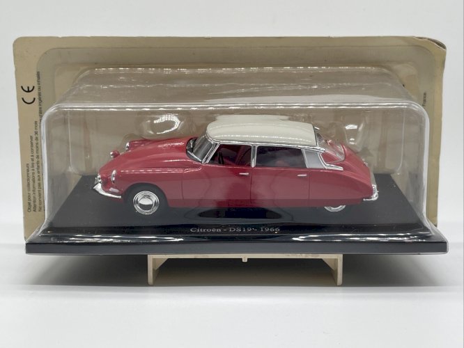  Citroën DS 19 (1966) 1/43 Atlas