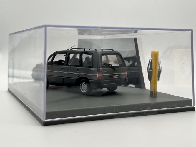 Renault Espace 1/43 Universal Hobbies
