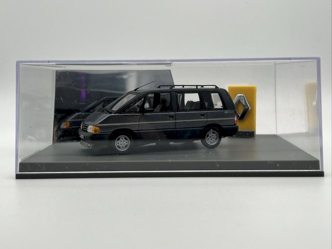 Renault Espace 1/43 Universal Hobbies