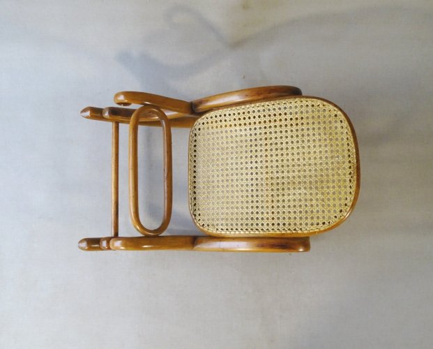 Repose-pieds à bascule THONET dit « flâneuse ». Ca. 1910