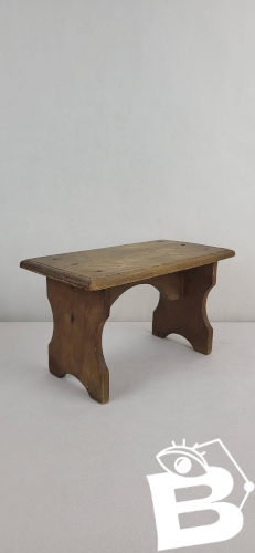 Repose-pieds, tabouret en bois