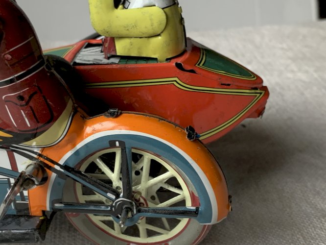 Reproduction jouet moto side car métal peint