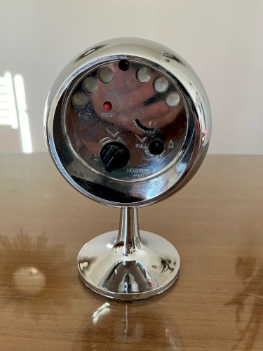 REVEIL MECANIQUE  RHYTHM JAPON N°51129, PIED TULIPE CHROME ANNEES 70 VINTAGE 