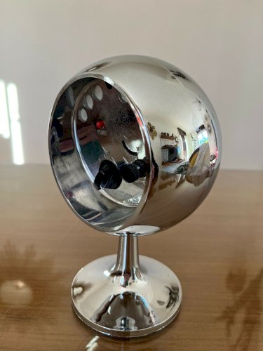 REVEIL MECANIQUE  RHYTHM JAPON N°51129, PIED TULIPE CHROME ANNEES 70 VINTAGE 