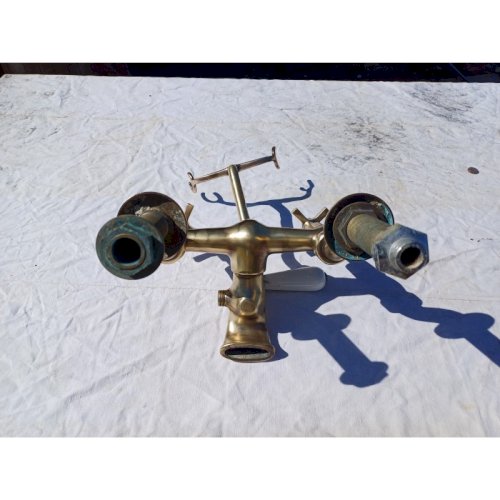 Robinet Ancien de Baignoire en Bronze