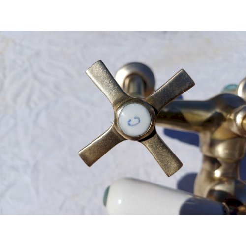 Robinet Ancien de Baignoire en Bronze