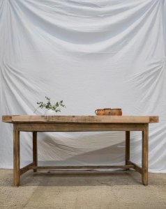 Romy, the large pine farm table No. 514