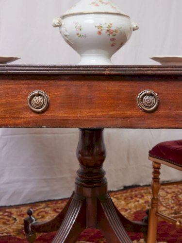 Romy, la table à manger anglaise pliante N°600