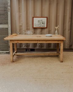 Romy, the oak farmhouse dining table No. 561