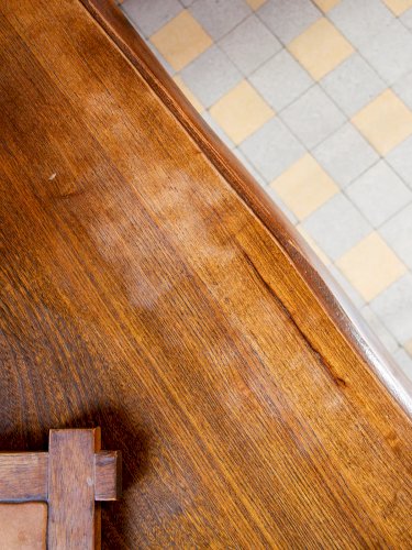 Romy, la table à manger en bois N°265