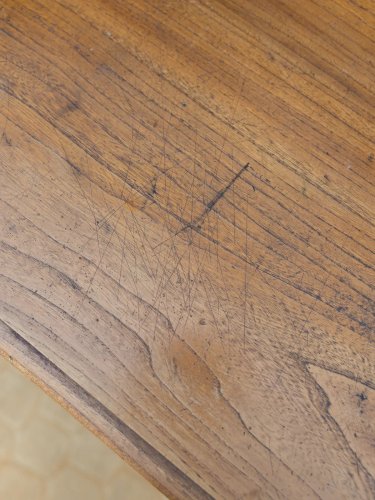 Romy, la table à manger en bois N°318