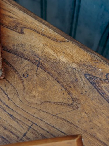Romy, la table à manger en bois N°318