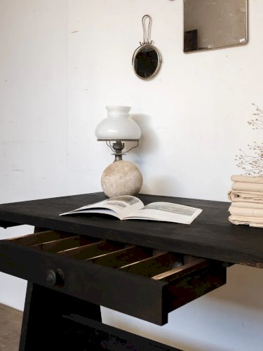 Romy, la table à manger en bois N°360