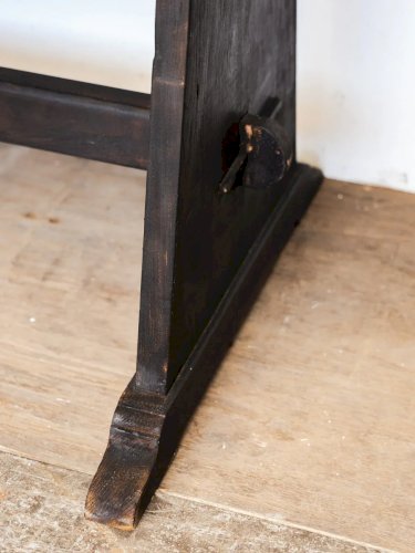 Romy, la table à manger en bois N°360