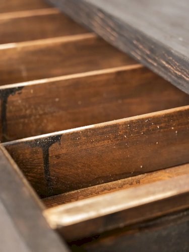 Romy, la table à manger en bois N°360