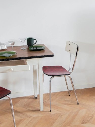 Romy, la table à manger en bois N°405