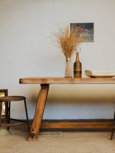 Romy, la table à manger en bois N°410