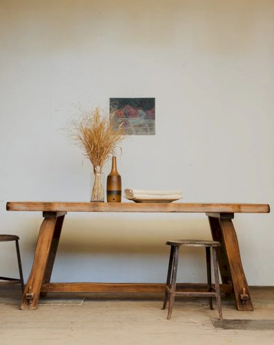 Romy, la table à manger en bois N°410