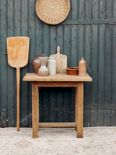 Romy, la table à manger en bois N°431