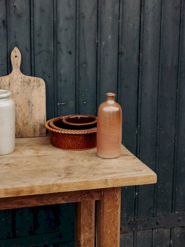 Romy, la table à manger en bois N°431
