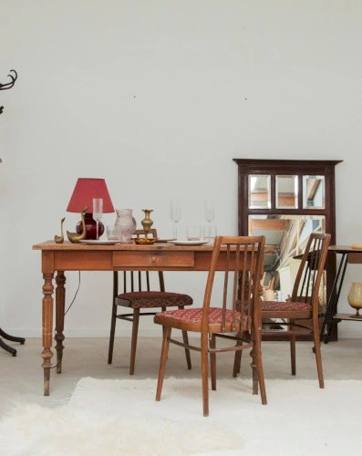 Romy, la table à manger en bois N°455