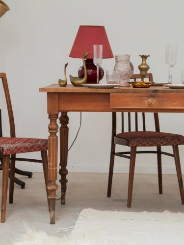 Romy, la table à manger en bois N°455