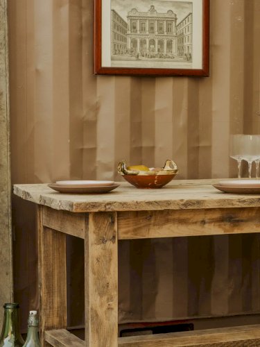 Romy, la table à manger en bois N°464