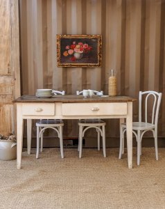 Romy, the wooden dining table No. 530