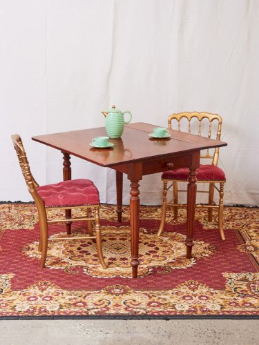 Romy, la table à manger pliante anglaise N°599