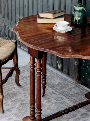 Romy, la table à manger pliante en bois N°339