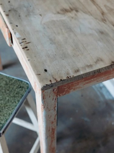 Romy, la table en bois N°148