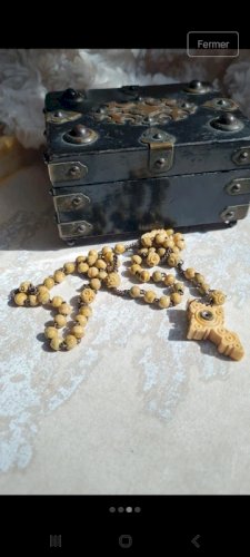 Rosaire antique en os vue stanhope