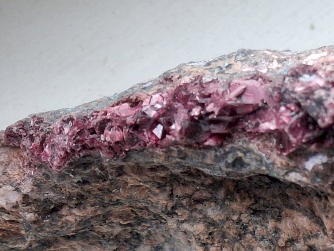 Rosélite du Maroc beau spécimen de 258 grammes