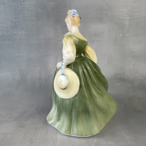 ROYAL DOULTON Figurine femme élégante Fair Lady HN 2193 de 1962