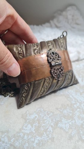 sac à main ancien années 30 en cuivre pour collection